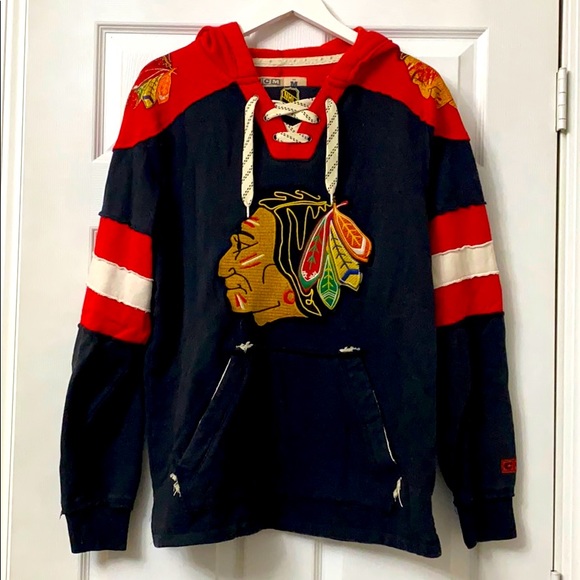CCM Other - Blackhawks NHL Vintage Style Hoodie